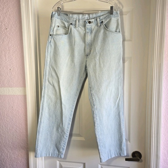 Vintage Wrangler Jeans Light Wash Denim Made In USA Size 34/27  Tag 36/30 Cowboy - Picture 2 of 8